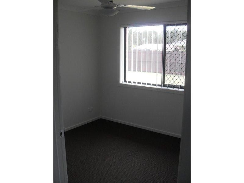 5 Riverstone  St, Ningi QLD 4511