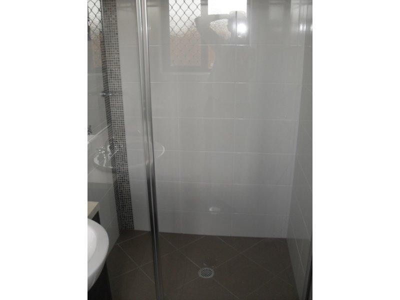 5 Riverstone  St, Ningi QLD 4511