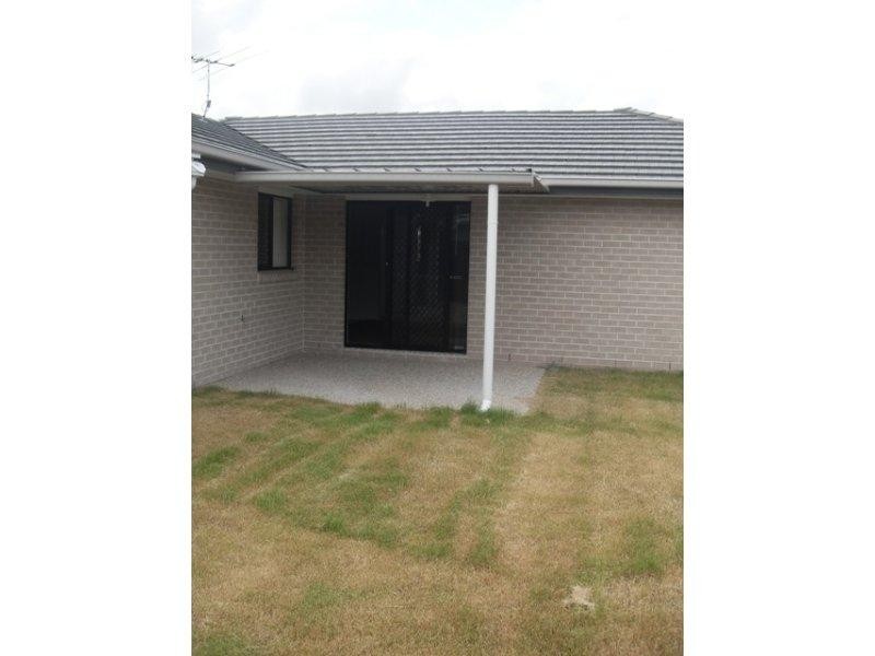 5 Riverstone  St, Ningi QLD 4511