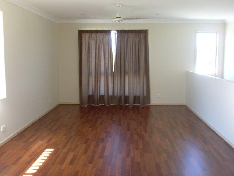 16 Rasmussen Street St, Redbank Plains QLD 4301
