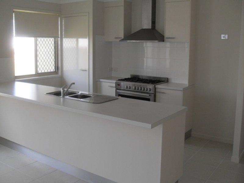 21 Ballyalla  Cres, Warner QLD 4500