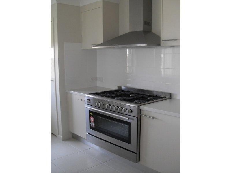 21 Ballyalla  Cres, Warner QLD 4500