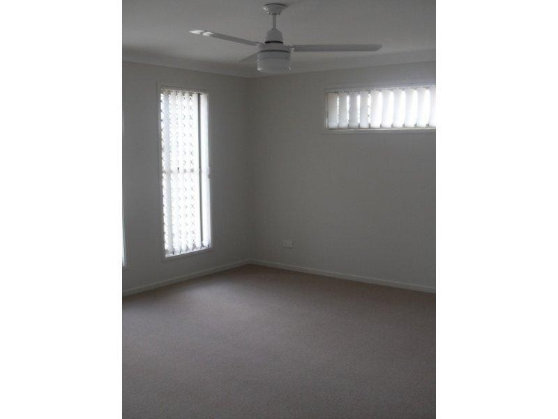 21 Ballyalla  Cres, Warner QLD 4500