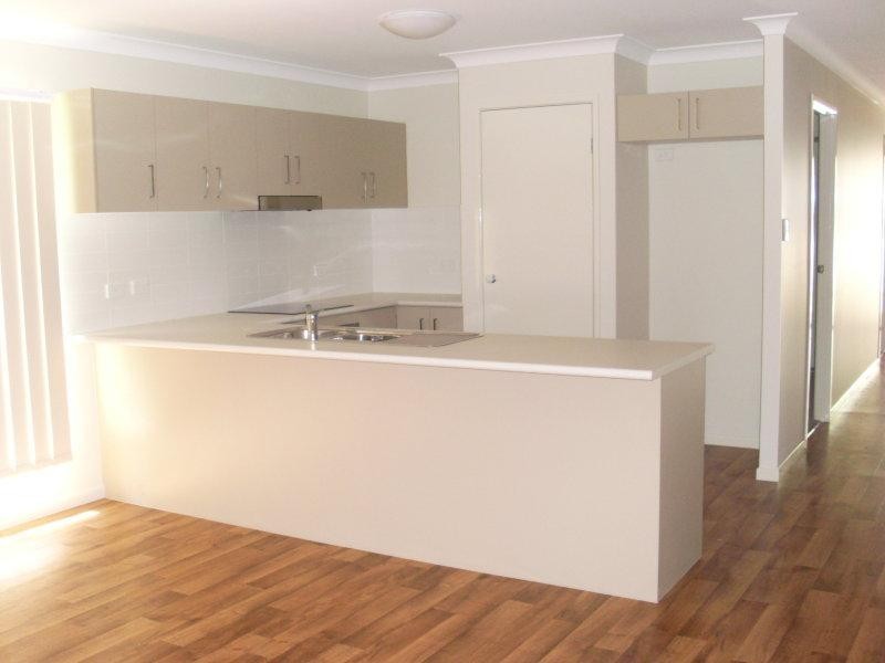 33 Salomon  Ct, Goodna QLD 4300
