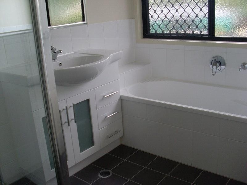 6 Figbird Cl, Goodna QLD 4300