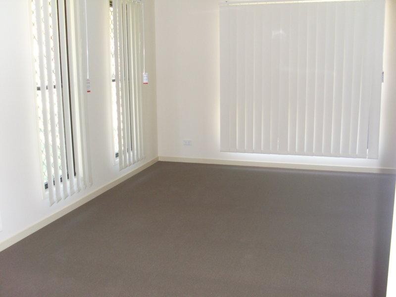 21 Andrew Walker Dr, Goodna QLD 4300