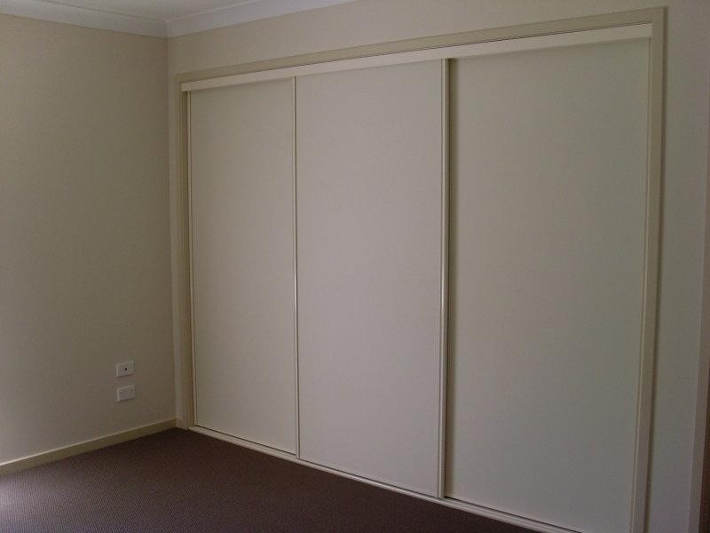 21 Andrew Walker Dr, Goodna QLD 4300