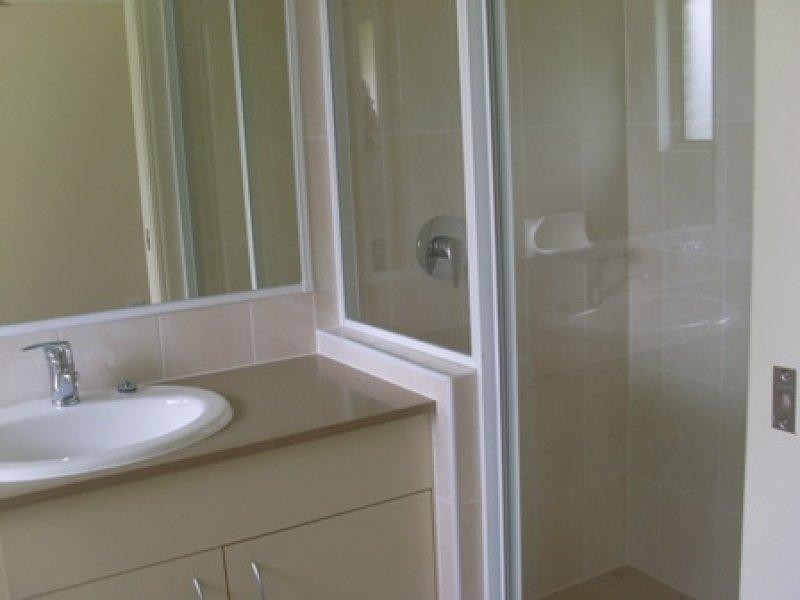 6 Tunstall  Pl, Brassall QLD 4305