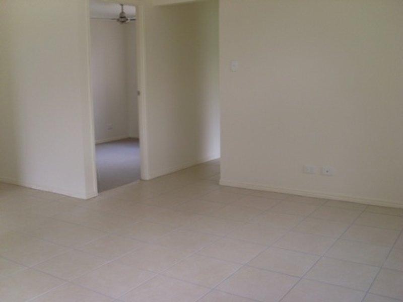 6 Tunstall  Pl, Brassall QLD 4305