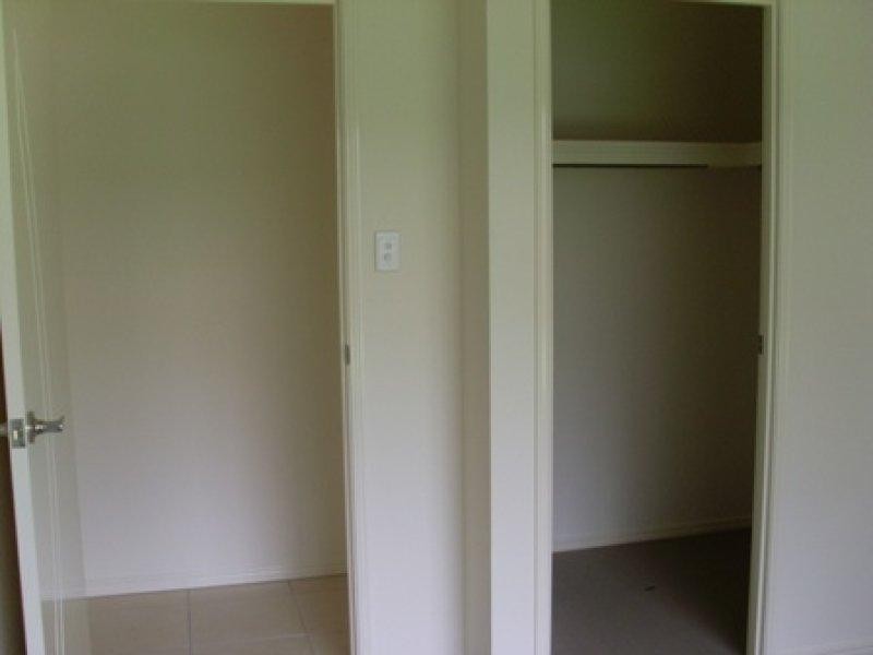 6 Tunstall  Pl, Brassall QLD 4305