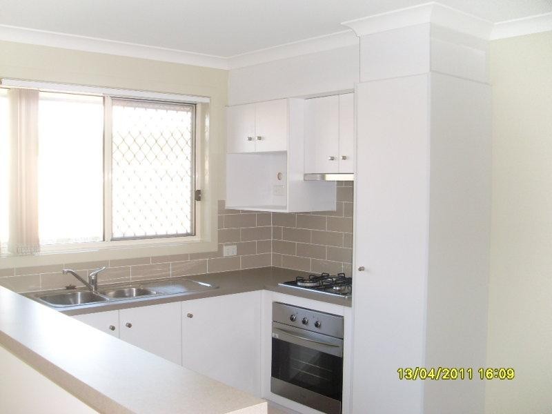 24 Peppertree  Dr, Holmview QLD 4207