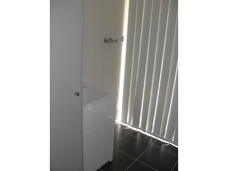 10 Riceflower Ct, Ningi QLD 4511