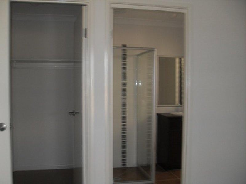 15 Corella  Cres, Warner QLD 4500