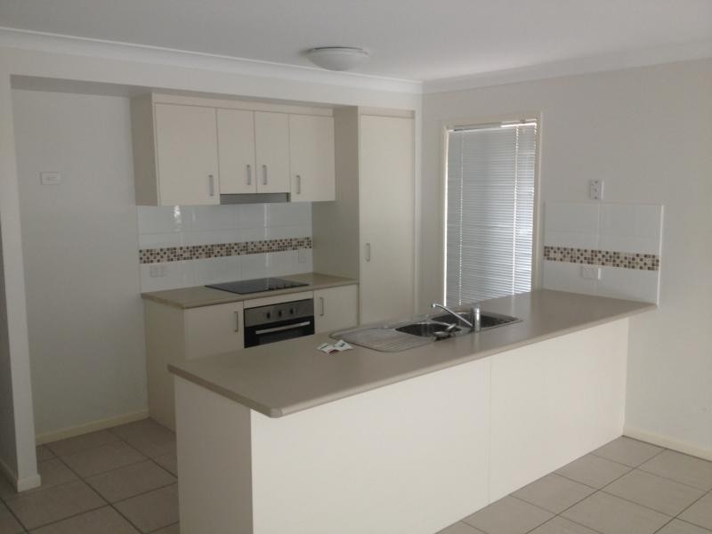 17 Corella Cres, Warner QLD 4500