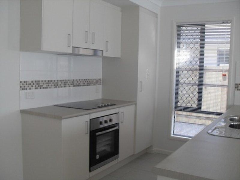 17 Corella Cres, Warner QLD 4500