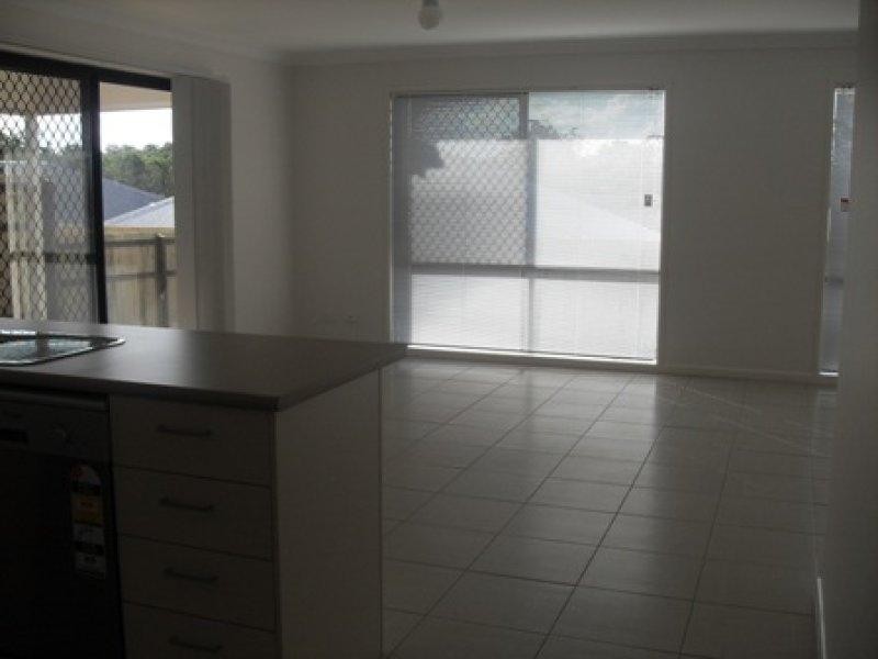 17 Corella Cres, Warner QLD 4500
