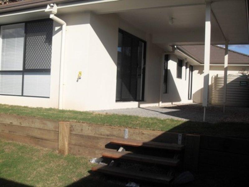 17 Corella Cres, Warner QLD 4500