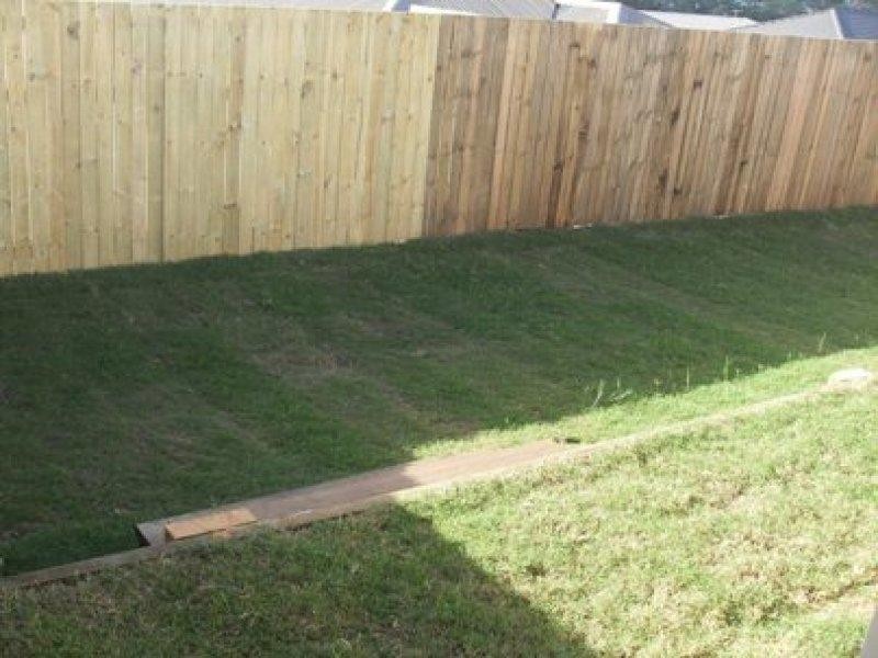 17 Corella Cres, Warner QLD 4500