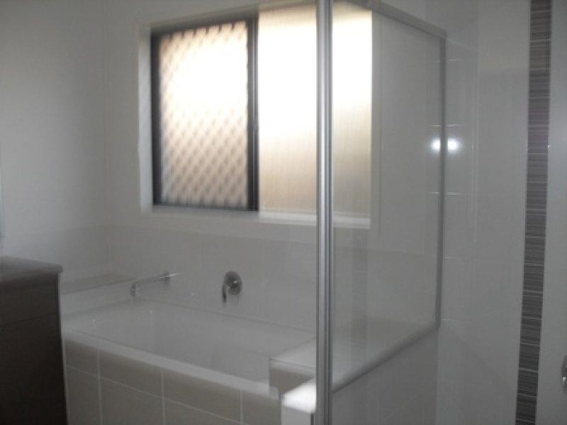 71 Rolland Pde, Warner QLD 4500