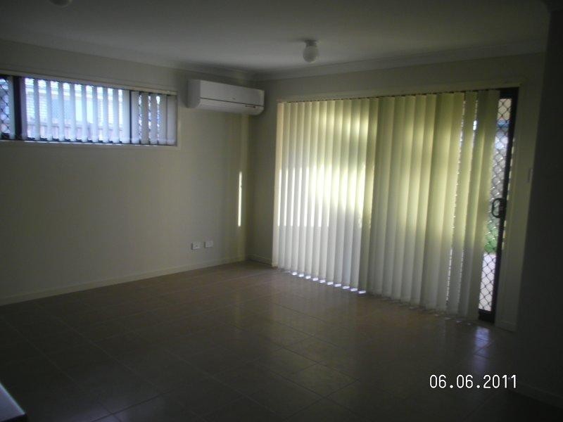 5 Serenity Ct, Crestmead QLD 4132