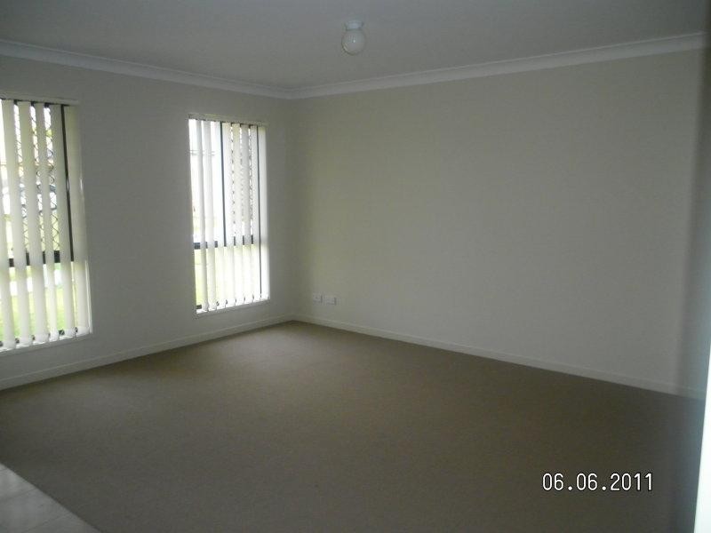 5 Serenity Ct, Crestmead QLD 4132