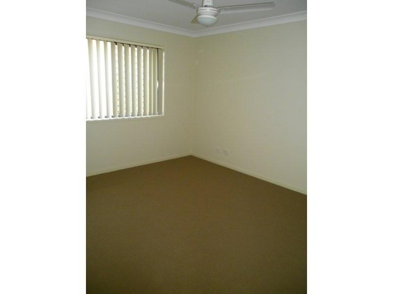 5 Serenity Ct, Crestmead QLD 4132