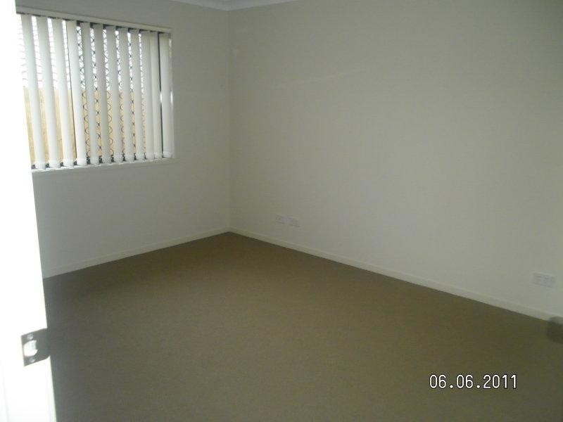 5 Serenity Ct, Crestmead QLD 4132