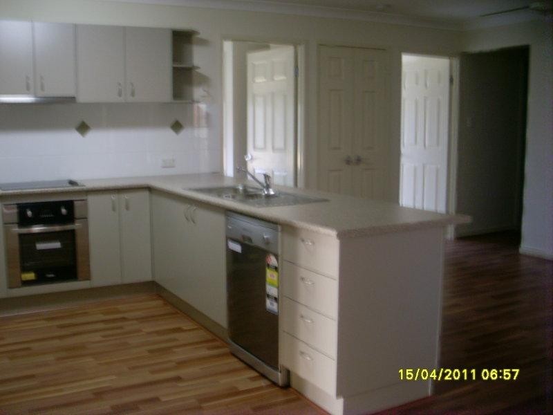 25 Oliver  Dr, Redbank Plains QLD 4301
