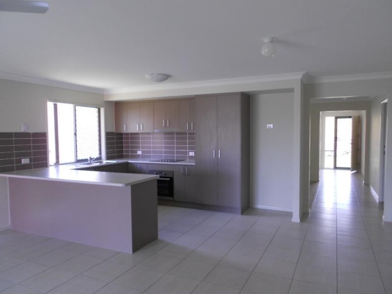 33 Lietzow St, Redbank Plains QLD 4301