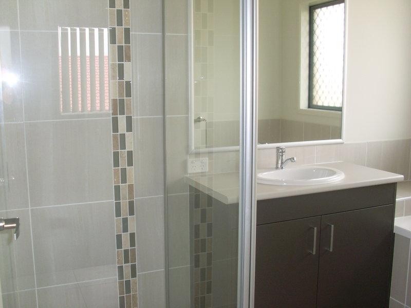 33 Lietzow St, Redbank Plains QLD 4301