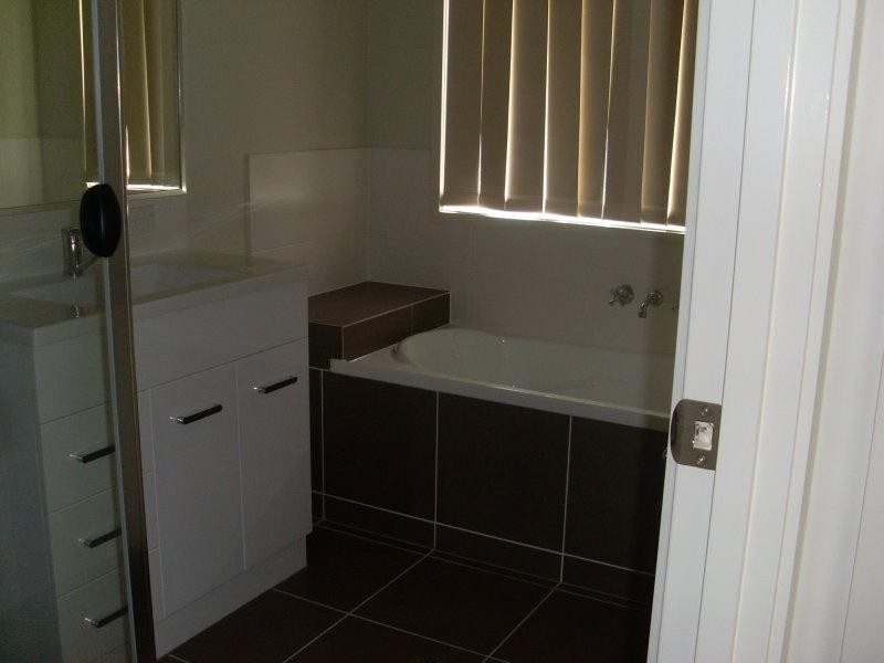 6 Doogal Ct, Redbank Plains QLD 4301