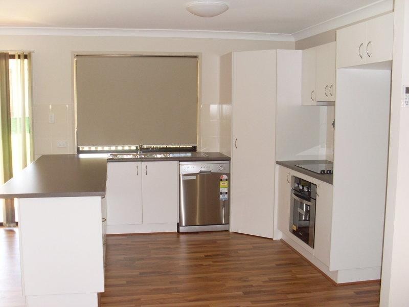 6 Sienna Place Pl, Redbank Plains QLD 4301