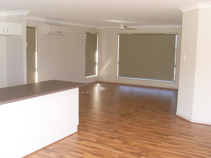 6 Sienna Place Pl, Redbank Plains QLD 4301