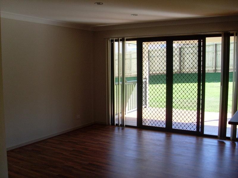 6 Sienna Place Pl, Redbank Plains QLD 4301