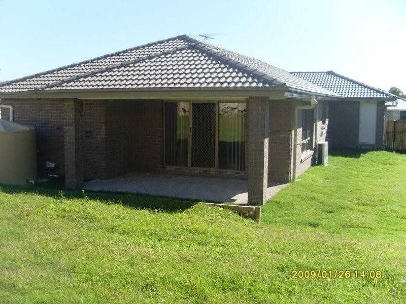 53 Peggy  Cres, Redbank Plains QLD 4301
