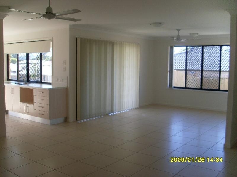 43 Peggy  Cres, Redbank Plains QLD 4301