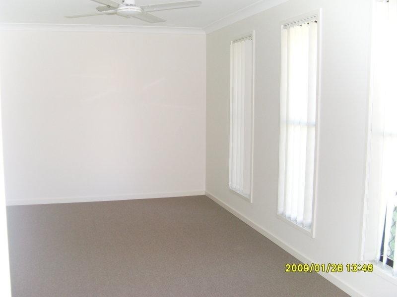 1 Doogal Ct, Redbank Plains QLD 4301