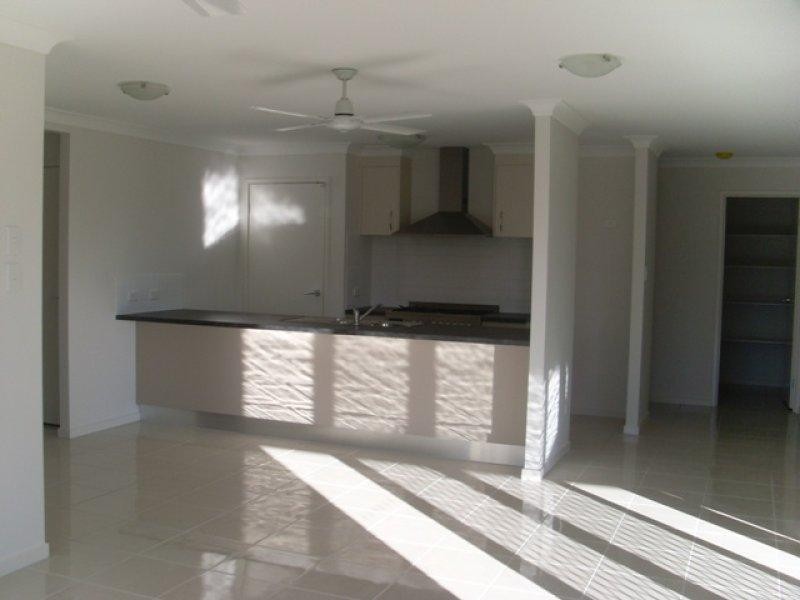 45 Peggy  Cres, Redbank Plains QLD 4301