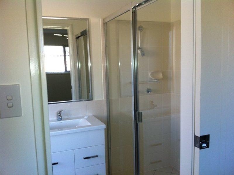 77 Willow Rd, Redbank Plains QLD 4301