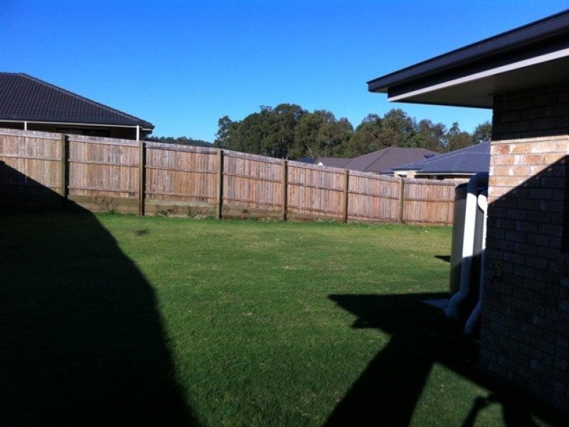 77 Willow Rd, Redbank Plains QLD 4301