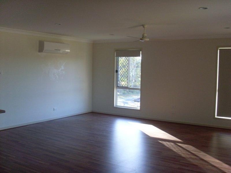 7 Oliver Dr, Redbank Plains QLD 4301