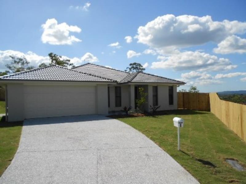 9 Carnell St, Goodna QLD 4300