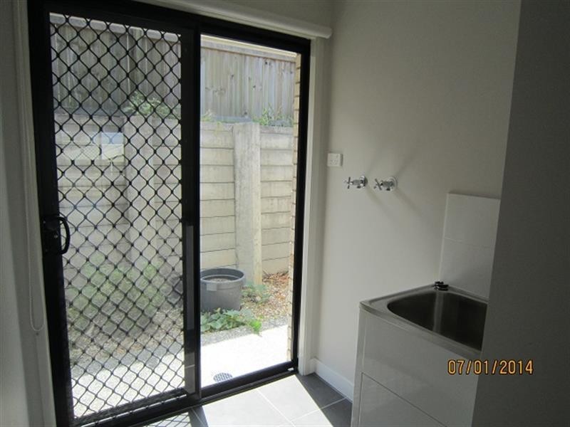 10 Stanbury  Dr, Goodna QLD 4300