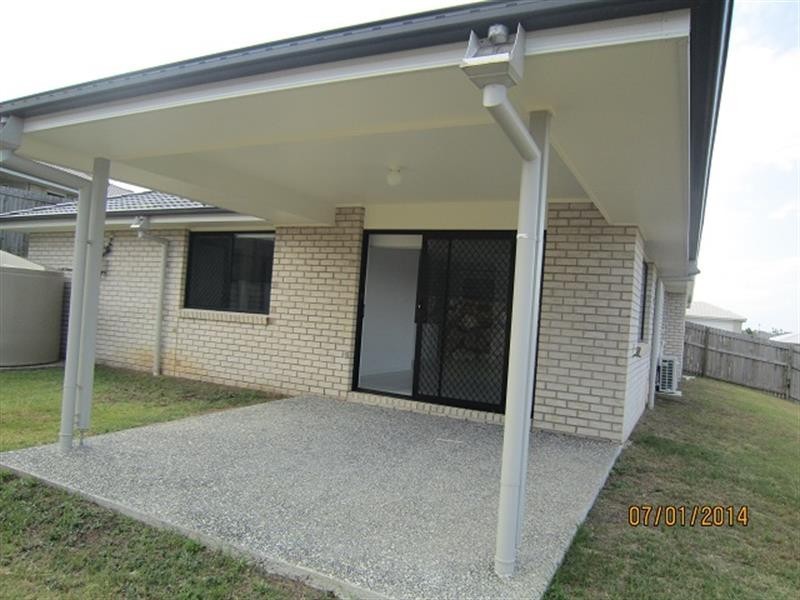 10 Stanbury  Dr, Goodna QLD 4300