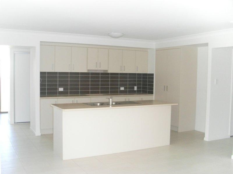 9 McGuigan Ct, Goodna QLD 4300