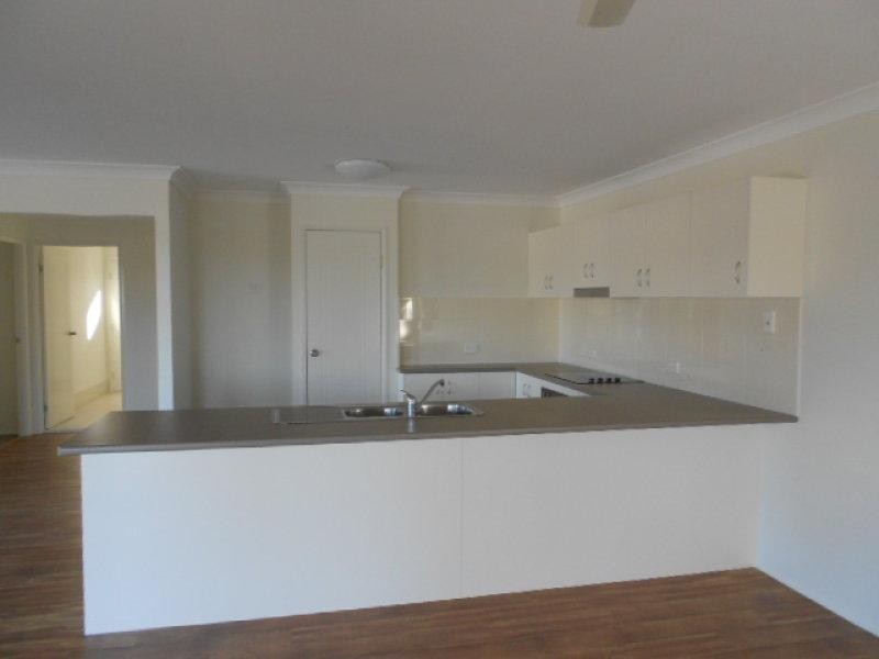 14 Figbird Cl, Goodna QLD 4300