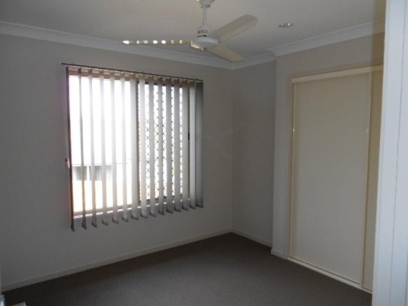 4 Murphy Ct, Redbank Plains QLD 4301