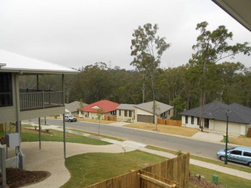 20 Andrew Walker  Dr, Goodna QLD 4300