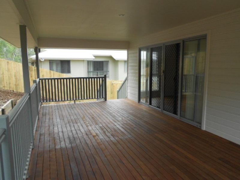 20 Andrew Walker  Dr, Goodna QLD 4300