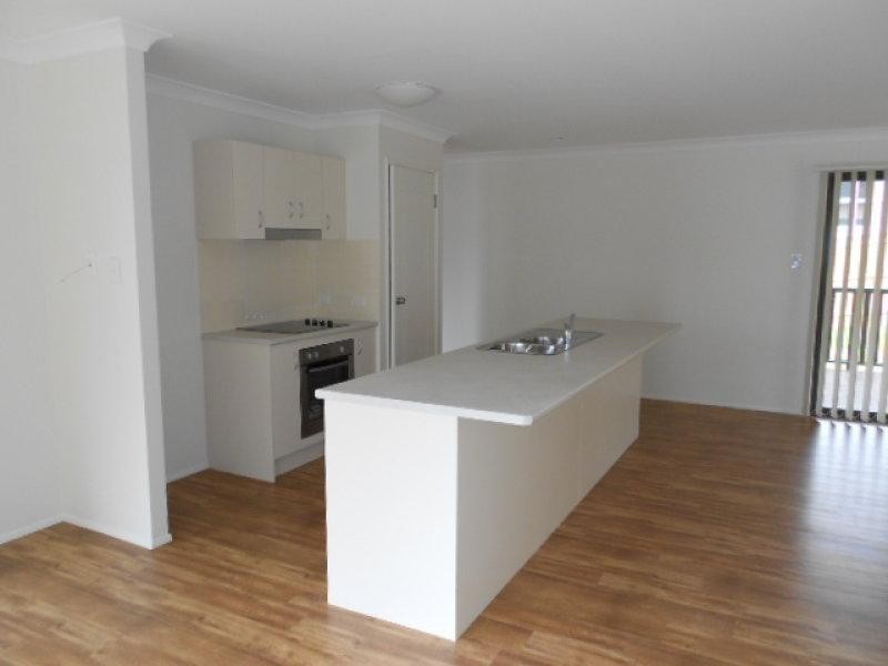 28 Andrew Walker (Corella) Dr, Goodna QLD 4300